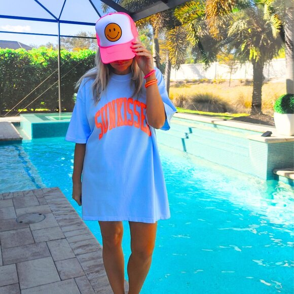 NWT Hydrangea Blue Sunkissed T-Shirt - Picture 12 of 17